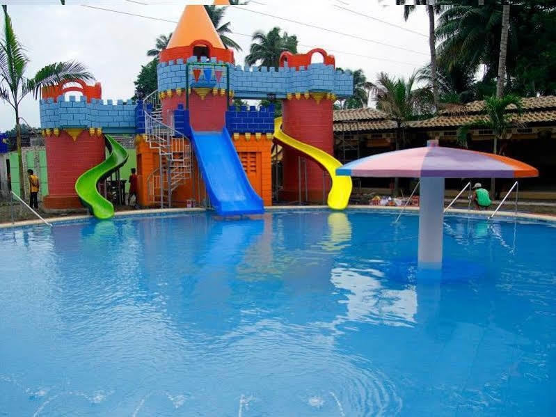 Golden Palace Hotel Tagum Exterior foto